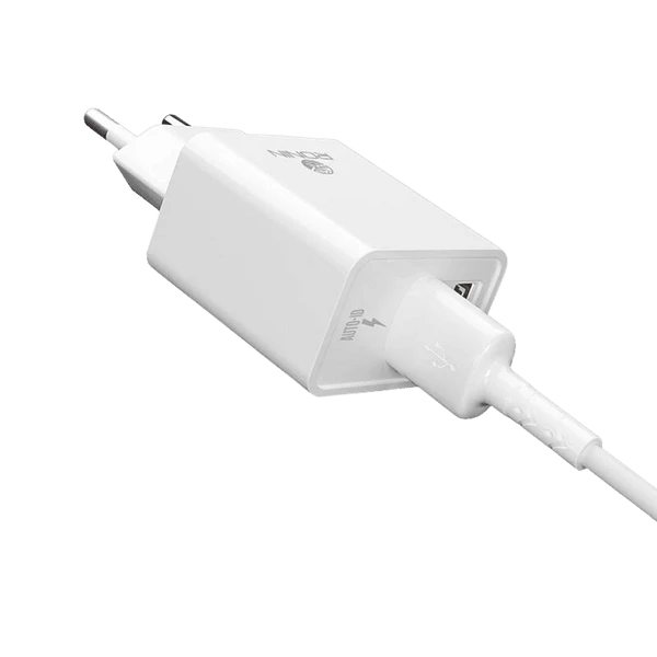 R-615 Charger 2.4 Ampere charger | 2.4 Ampere USB Ports
